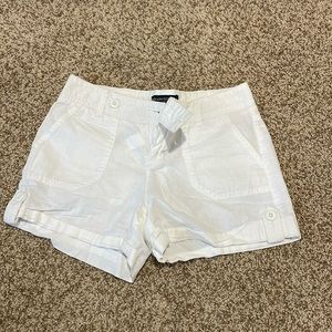 white banana republic shorts